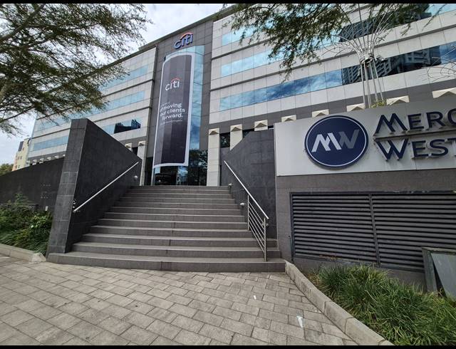 192M² OFFICE TO LET IN SANDTON CENTRAL